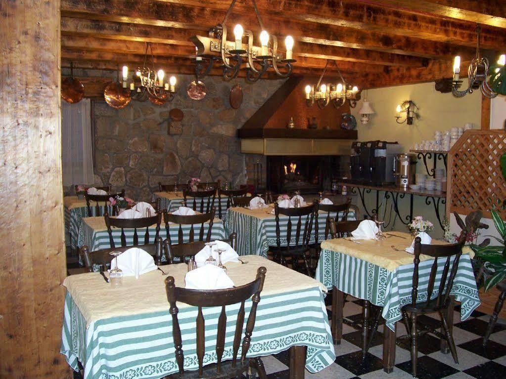 Hotel L'Oustalet Font-Romeu-Odeillo-Via Exterior foto